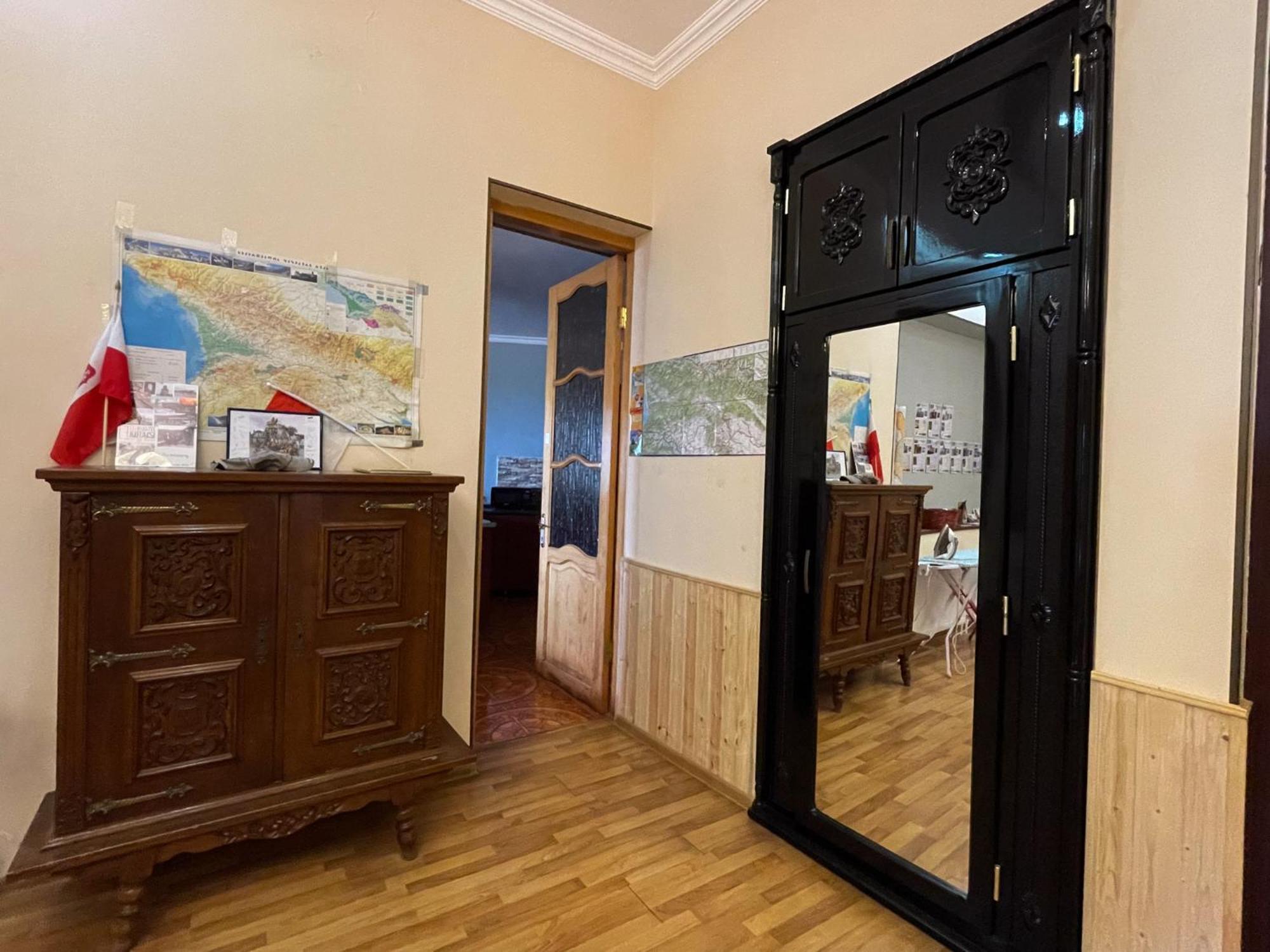 Hostel Kutaisi By Kote Buitenkant foto
