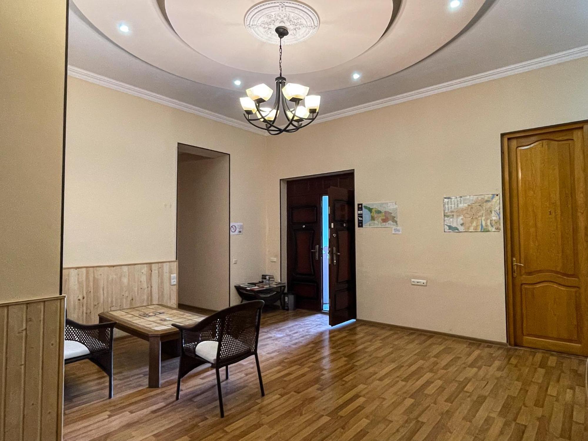 Hostel Kutaisi By Kote Buitenkant foto